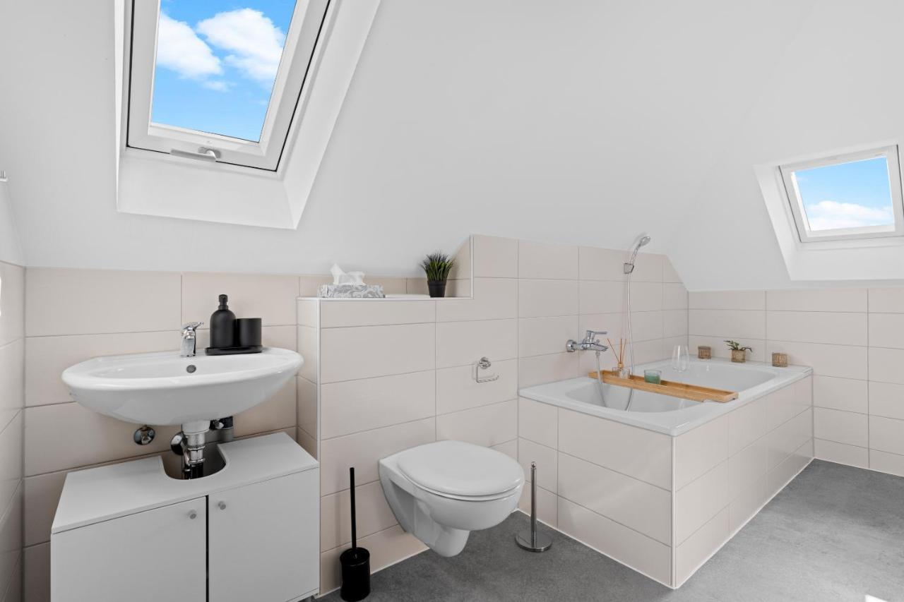 אוגסבורג Stilvolle Wohnung: Private Dachterrasse - Zentral מראה חיצוני תמונה